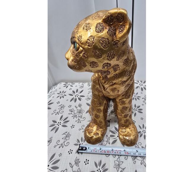 Vintage Gold Spotted Kitten / Cheetah Statue — Mid-Century Chalkware Collectible - Picture 8 of 15